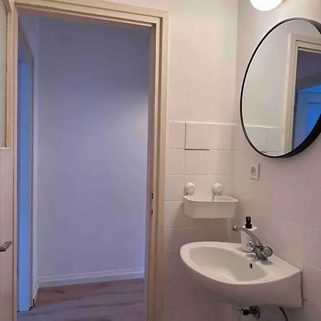 Apartment Lovely 2 Bedroom In Center